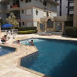 Apartamento Para Familia Com Piscina