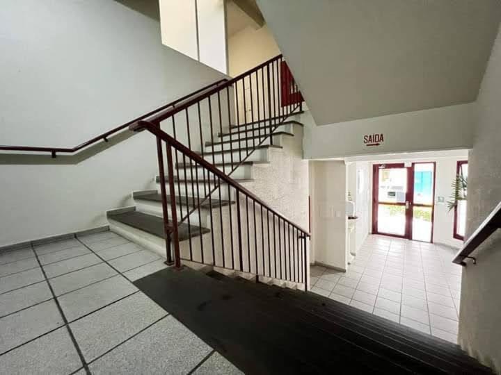 Familia Com Piscina Apartamento